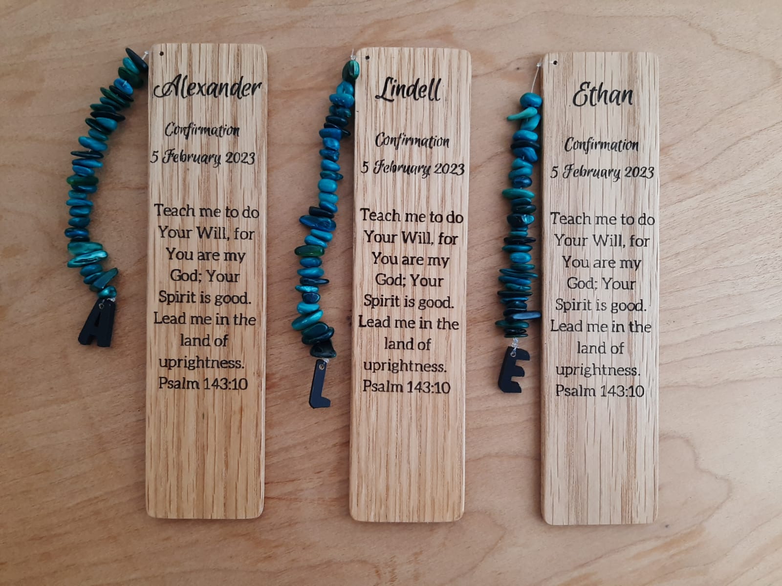 Engraved oak bookmark set ready for gifting